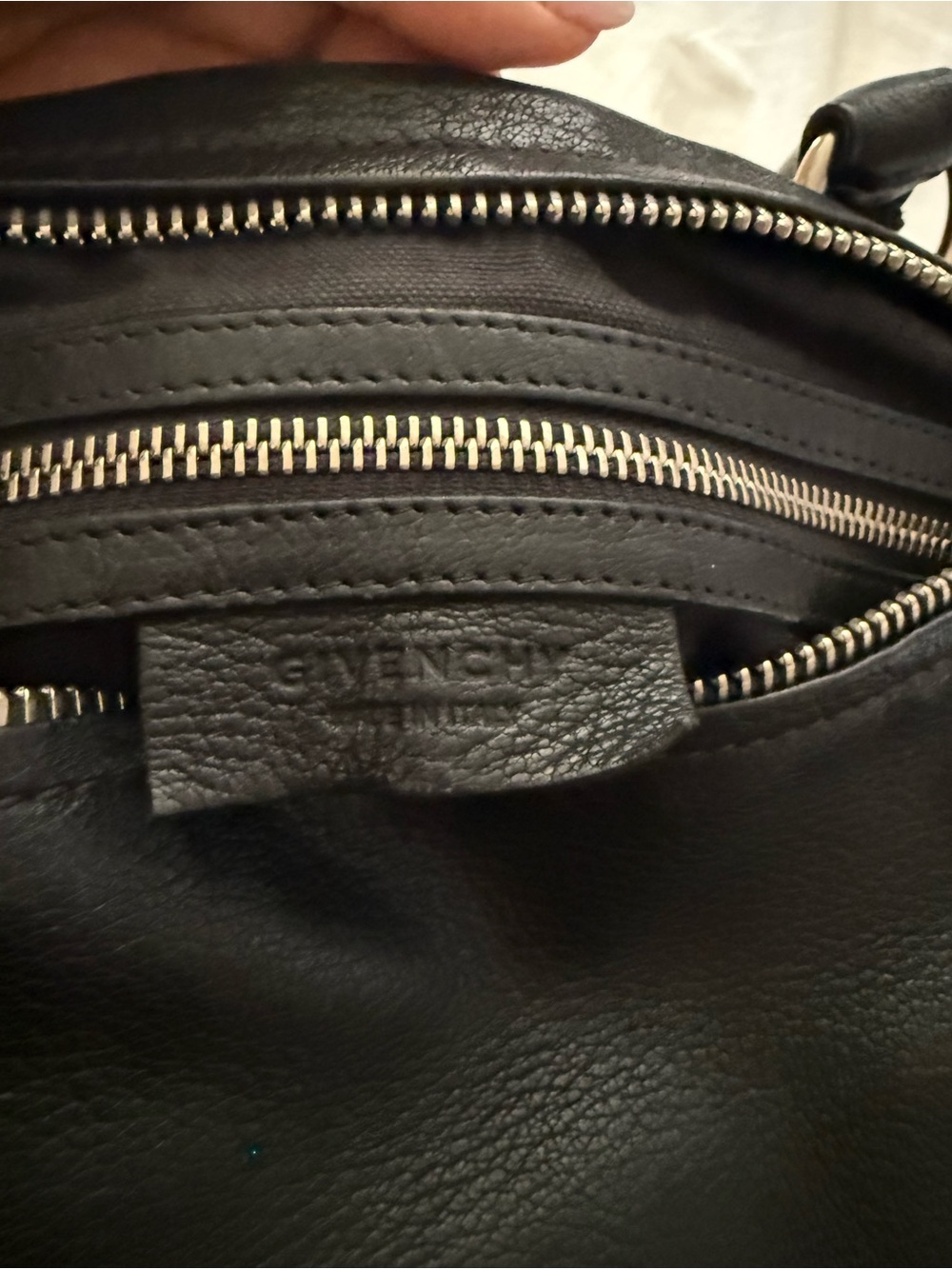 Givenchy Pandora Black Medium Bag - Picture 6 of 6